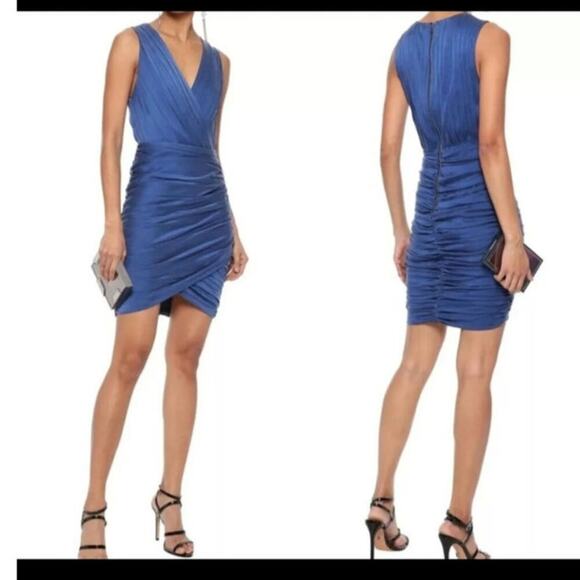 Alice + Olivia Damia Sleeveless Ruched Mini Dress Size: 4 - Picture 1 of 5